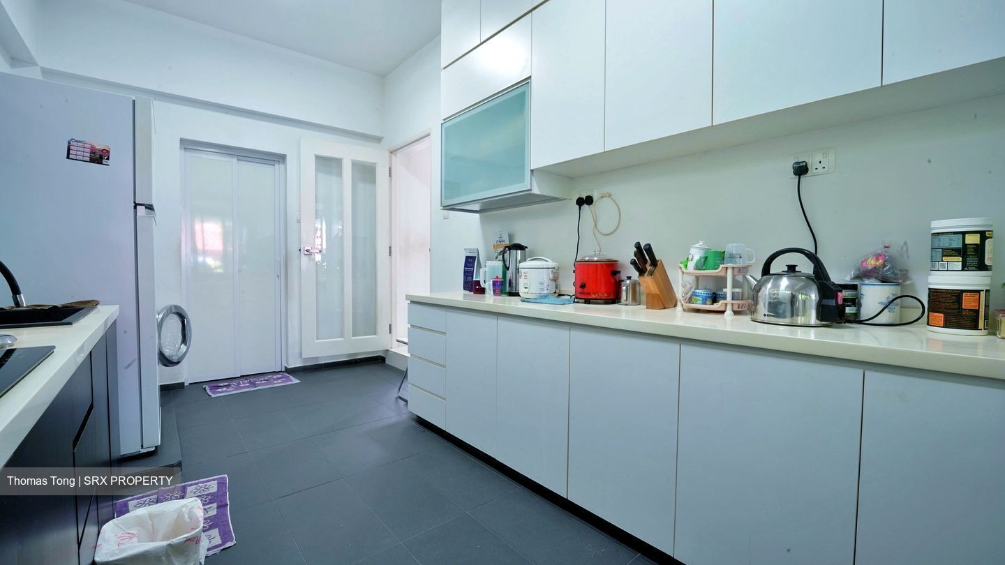 Estate (D13), Terrace For Sale 95804871